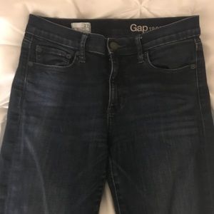 Gap 1969 dark washed jeans